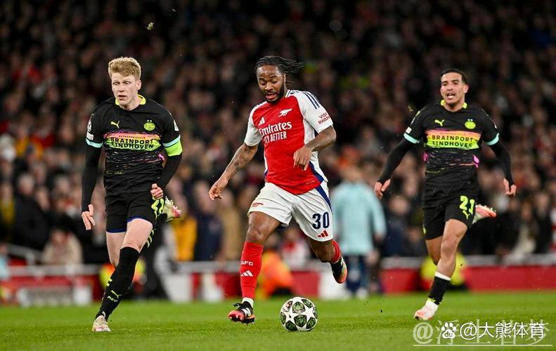 阿森纳7-1大胜接近晋级，112年老牌队伍遭遇惨败