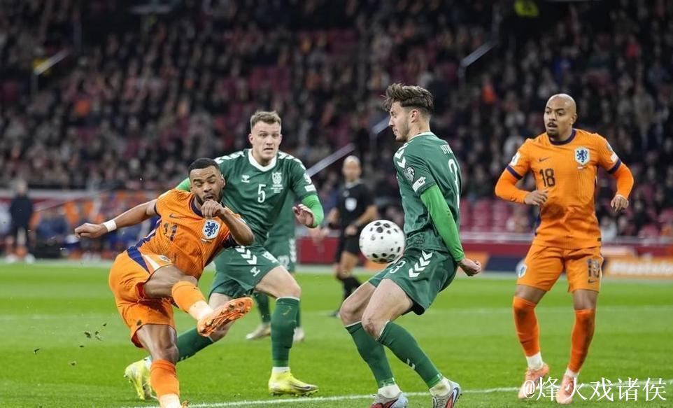 加克波传射西蒙斯破门 荷兰4-0立陶宛晋级世界杯 加克波传射西蒙斯破门 荷兰4-0立陶宛晋级世界杯