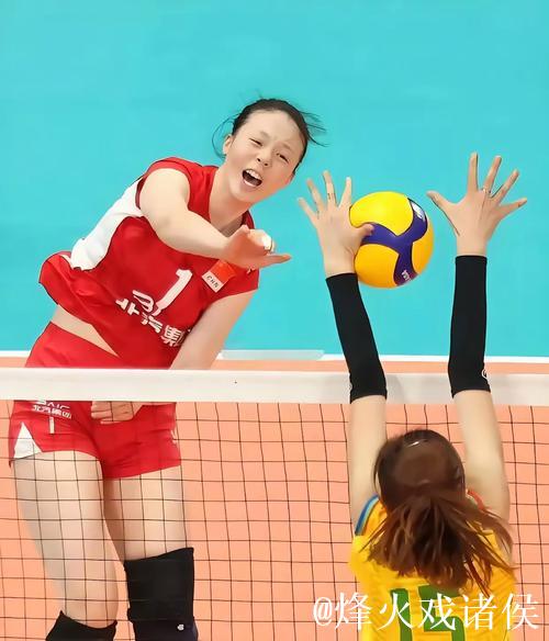 U21女排世锦赛：中国女排3-0横扫泰国晋级八强